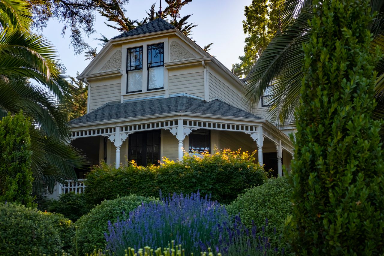 How Do You Protect Original Woodwork With A Historic Home Remodeling Contractor In Orinda, CA?