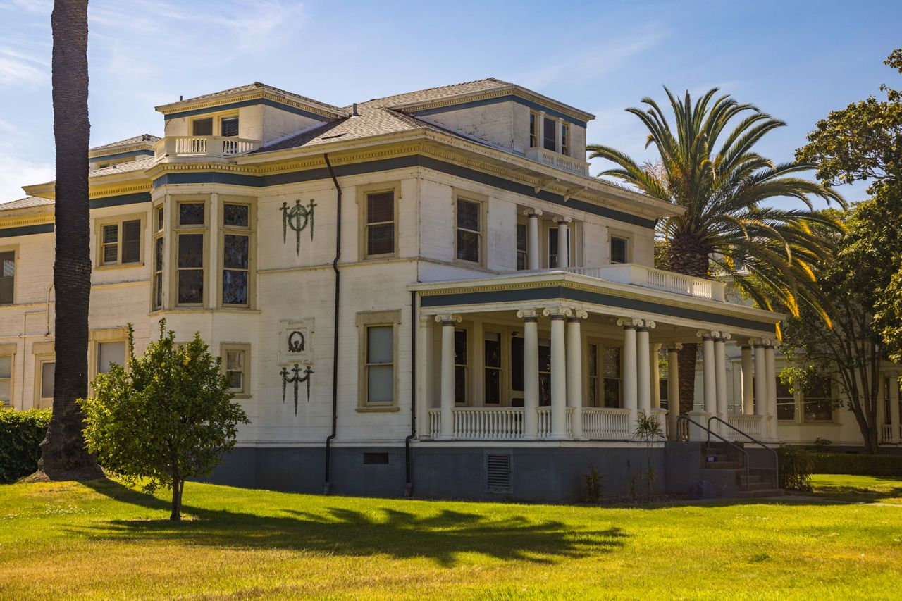 Can A Historic Home Remodeling Contractor In Piedmont, CA Modernize Without Losing Character?